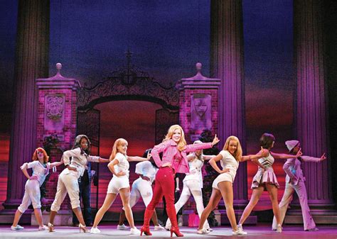 Elle Woods returns to LA, sunnier than ever | Daily Trojan