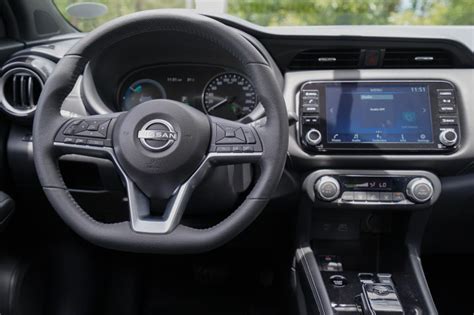 Here Are The Prices, Variants, And Specs Of The 2023 Nissan Kicks E ...