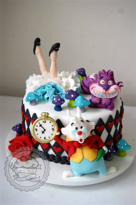 Alice in Wonderland Cake / Bolo Alice no país das maravilhas | Bolos ...