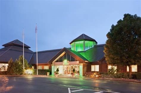 Holiday Inn, Aylesbury - Murder Mystery Events