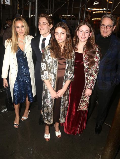 Sarah Jessica Parker and Matthew Broderick Pose with All 3 Kids at ...