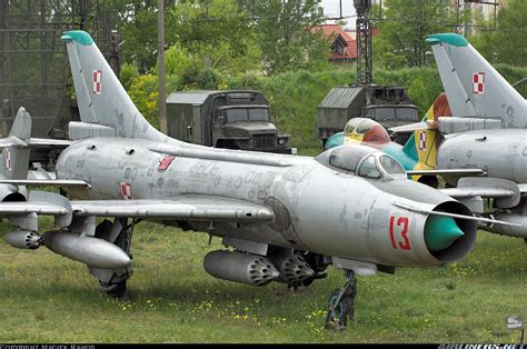 Sukhoi Su-7BKL - Poland - Air Force | Aviation Photo #1235540 ...