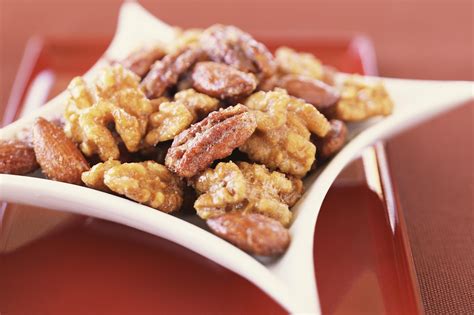 Sugar-Glazed Walnuts Recipe