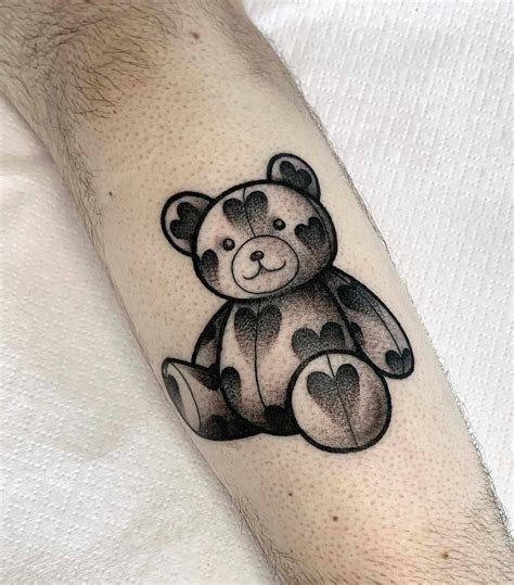 Update 52+ bear tattoo minimalist super hot - in.cdgdbentre