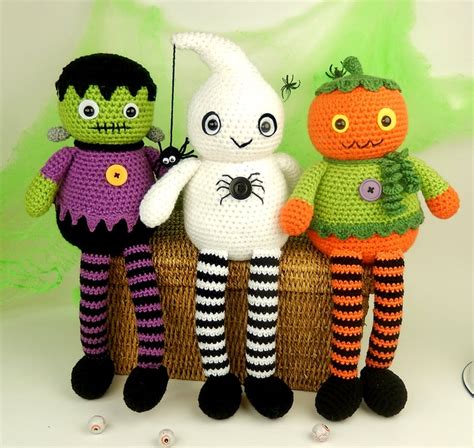 Halloween Longlegs Dolls - Amigurumi Crochet Pattern