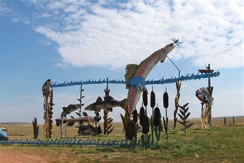 Good Girls in the Badlands: North Dakota roadside attractions: Big ...