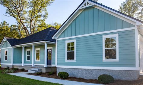 33 Popular Vinyl Siding Colors for Gorgeous House Designs