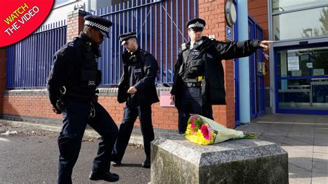 Croydon police shooting RECAP: Officer killed by man in custody 'during ...