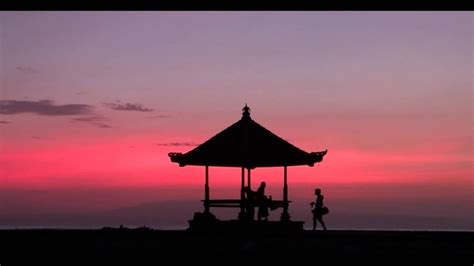 Foto Matahari Terbit Di Pantai - Andira Gambar