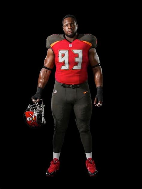 Tampa Bay Buccaneers Unveil New Uniforms [Update]