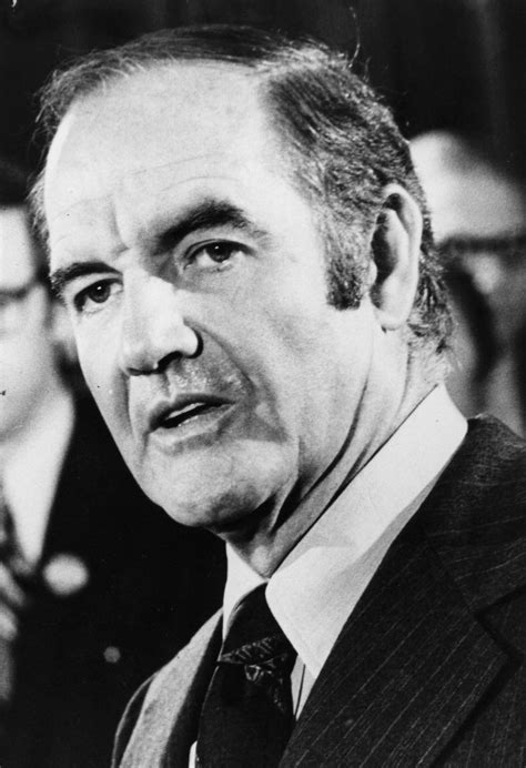 Former Sen. George McGovern Enters Hospice; Was 1972 Democratic Nominee ...