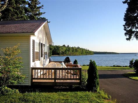 Maine Lake Vacation Rentals - Cottage Rentals Bar Harbor Maine ...