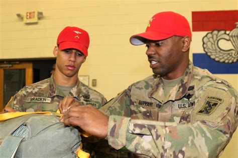 Army Parachute Riggers Strive for Safe Landings > U.S. Department of ...