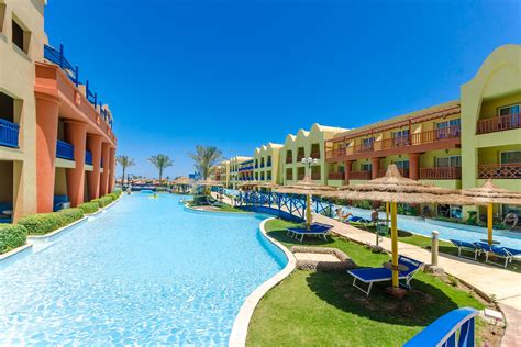 Hotel Titanic Beach Spa in Rode Zee, Egypte | Zonvakantie Sunweb