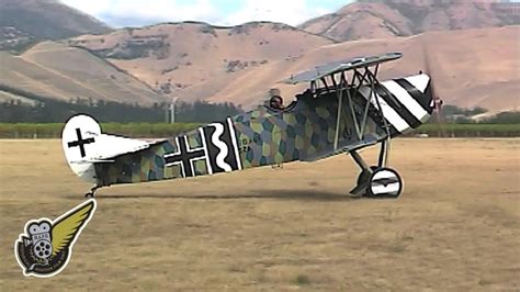 WW1 German Fighter Biplane - Fokker D.vii - YouTube