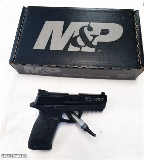 SMITH & WESSON M&P COMPACT 22 LR