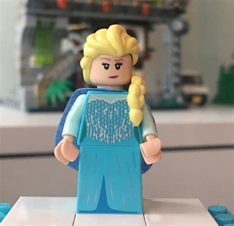 LEGO Disney Series 2 Elsa Minifigure – Brick Land