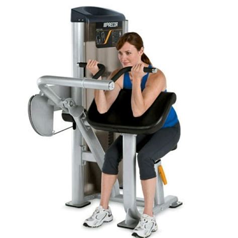 Bicep Curl Machine by Katie Collins - Exercise How-to - Skimble