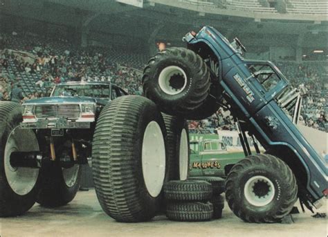 Vintage Bigfoot Monster Truck Photos