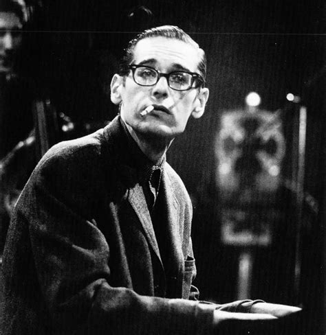 New-Jazz: Jazzy, Experimental and Ritual Music: Bill Evans Biography