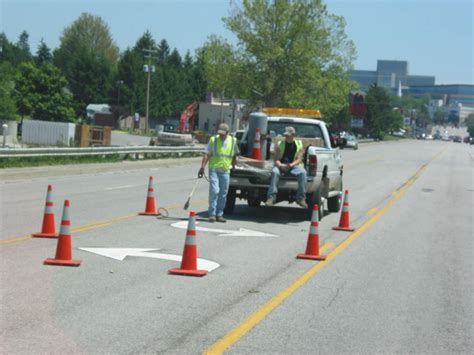 File:Safe Road Construction.jpg - Wikimedia Commons