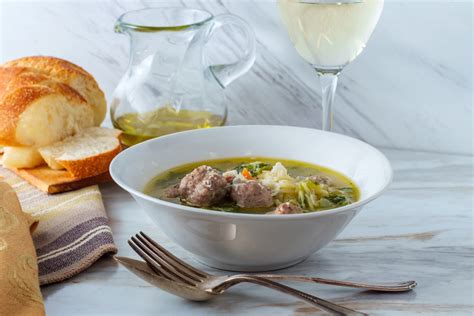 Italian Wedding Soup With Orzo And Escarole