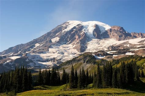 Why Mount Rainier May Be the Most Dangerous U.S. Volcano