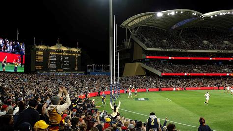 Gather Round; League boss Gillon McLachlan declares Adelaide the right ...