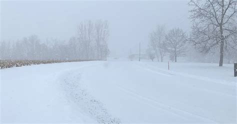 A snow storm totally ravaged parts of southern Ontario last night