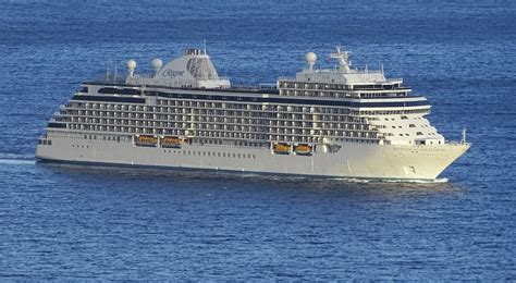 Seven Seas Splendor Itinerary, Current Position, Ship Review | CruiseMapper