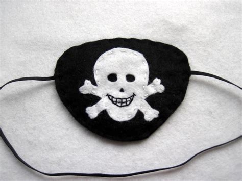 Grace's Favours - Craft Adventures: How to Make a Felt DIY Pirate Eye ...