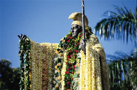 King Kamehameha Statue, Oahu | Go Hawaii