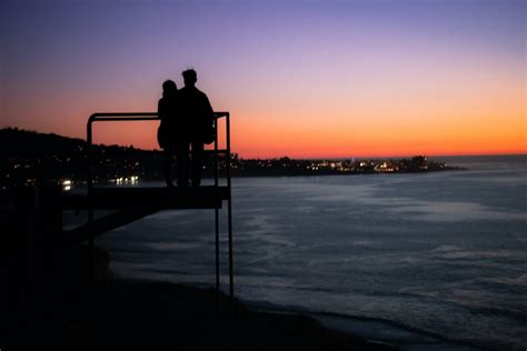 Silhouette of Couple on the Beach · Free Stock Photo