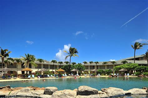 Hilton Vacation Club The Point at Poipu Kauai Pool Pictures & Reviews ...