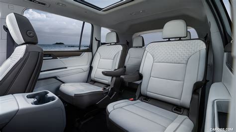 GMC Acadia | 2024MY Denali | Interior, Rear Seats