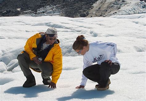 Mendenhall Glacier Helicopter Tour & Glacier Walk | Alaska Shore Excursions