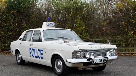 Top 7 Classic Police Cars in UK. History of Police Cars. Amazing Police ...