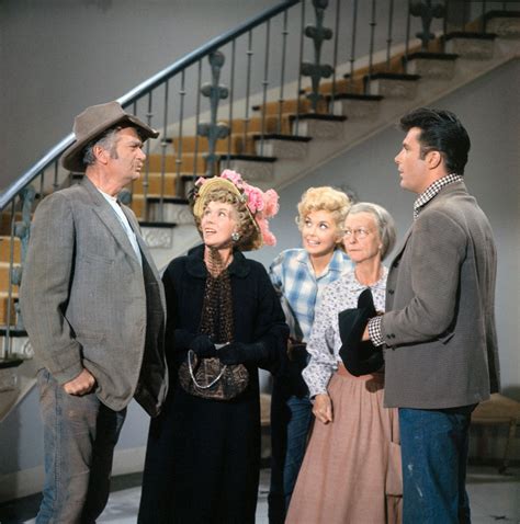 Are Any 'Beverly Hillbillies' Cast Members Still Alive?