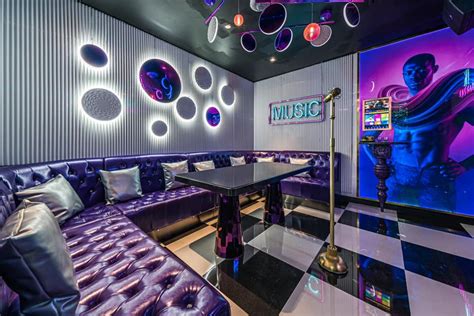 Best Karaoke Places in Singapore To Relax From A Stressful Week