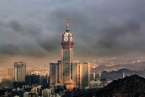 Abraj Al Bait Tower: history and structure - We Build Value