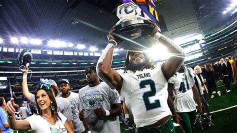 Tulane scores 16 points in under 5 minutes to shock USC at Cotton Bowl ...