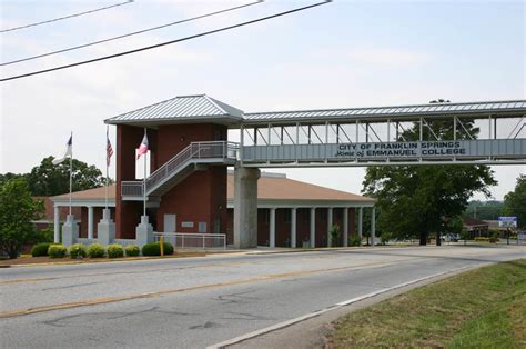 Franklin Springs, GA : Emmanuel College Elevated Walkway photo, picture ...