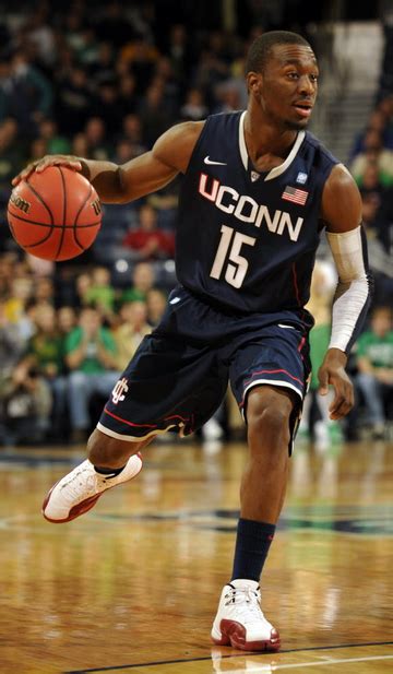 Kemba Walker | Uconn mens basketball, Uconn basketball, Uconn