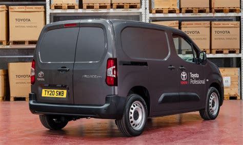 Toyota updates Proace City compact van for 2022 - Toyota UK Magazine