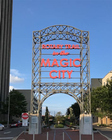 Magic City sign, Birmingham, Alabama Photo: Heatheronhertravels.com ...