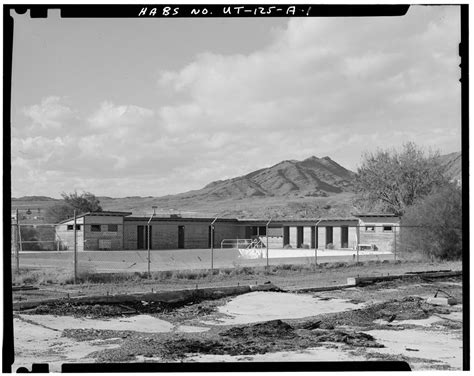 Pool & Bath House - Wendover, Utah