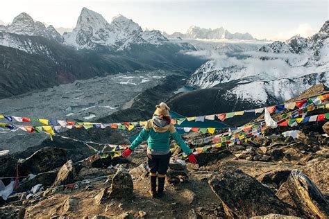 10 Ways Anyone Can Climb The Mount Everest Base Camp Expedition ...