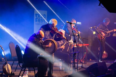 10 BEST traditional Irish music festivals in Ireland (2024)