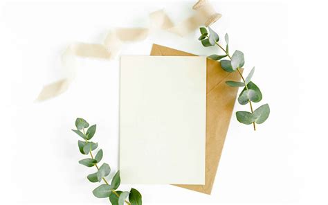 How to Make Your Own Greeting Cards at Home | Shutterstock