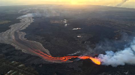 Did Heavy Rain Make Hawaii’s Kilauea Volcano Erupt? - The New York Times